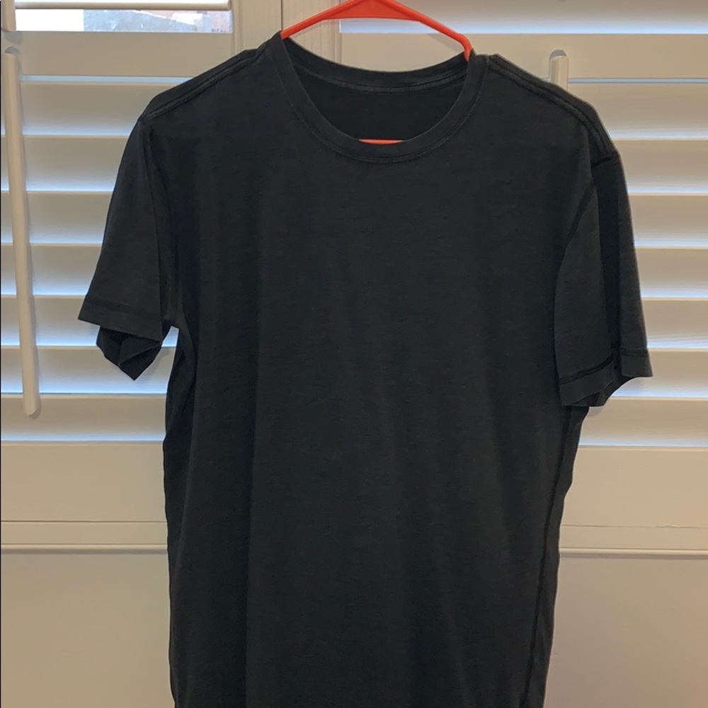 Lulu lemon 5 year tee blue